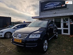Volkswagen Touareg - 3.2 V6