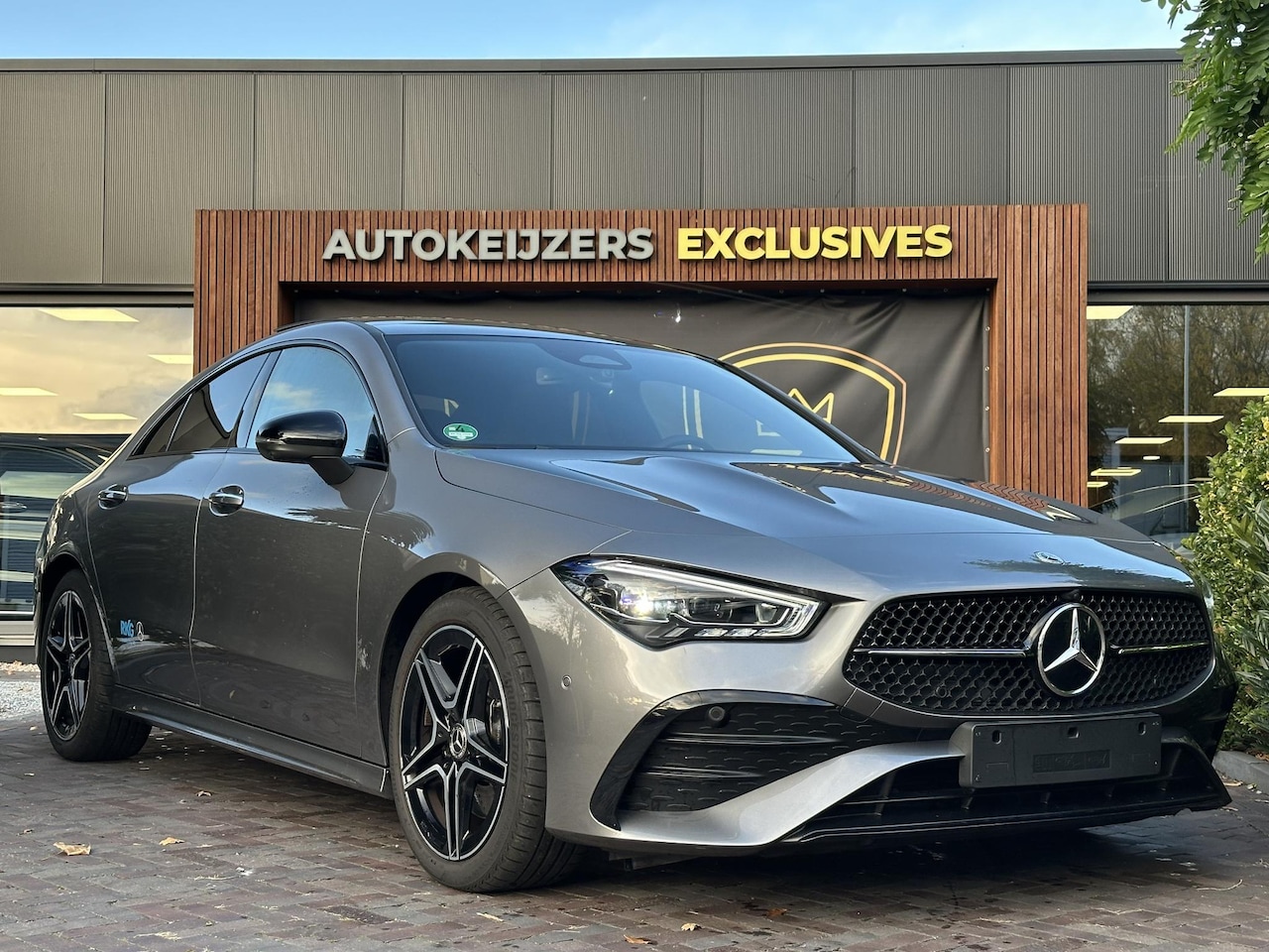 Mercedes-Benz CLA-Klasse - 200 d AMG Line Panoramadak Multibeam Adapt. Cruise Ambient Keyless 360Cam - AutoWereld.nl