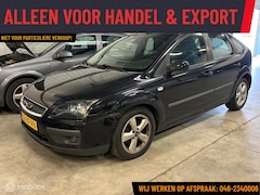 Ford Focus - 1.6-16V First Edition