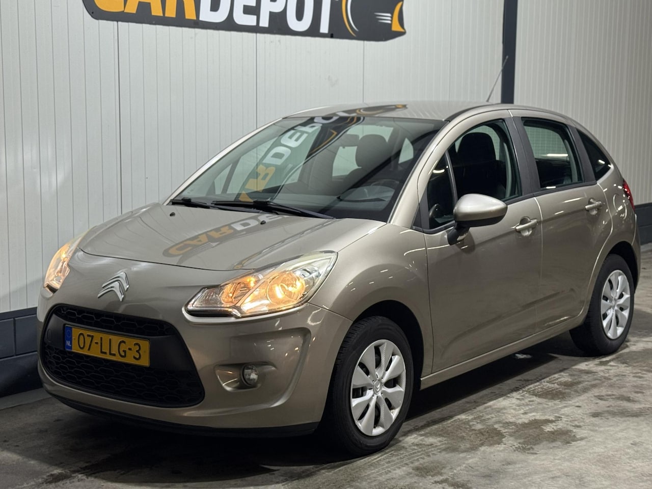 Citroën C3 - 1.4 VTi Dynamique Zeer Netjes Vol Jaar APK 4 Deurs - AutoWereld.nl