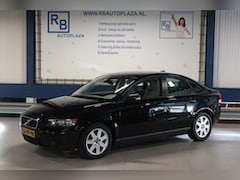 Volvo S40 - 2.4 Momentum / NAP / AUTOMAAT / UNIEK