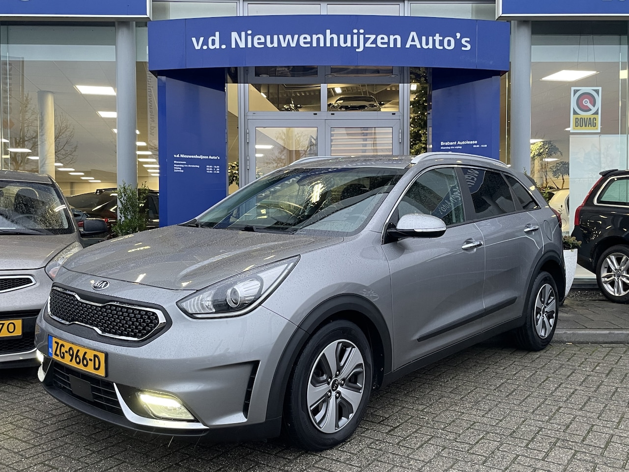 Kia Niro - 1.6 GDi Hybrid DynamicPlusLine Dealer onderhouden Leer Stoel en Stuurwielverwarming info: - AutoWereld.nl