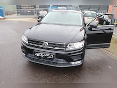 Volkswagen Tiguan - 1.4 TSI Comfortline Business 1 Jaar garantie