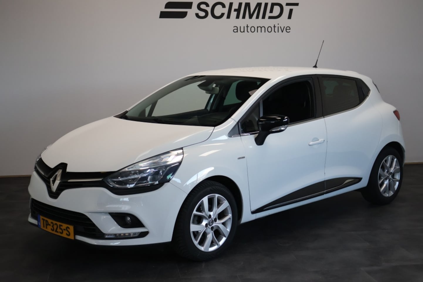 Renault Clio - 0.9 TCe Limited 90pk | Climate Control | Parkeersensoren - AutoWereld.nl