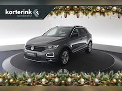 Volkswagen T-Roc - 1.0 TSI Style | Trekhaak | Navi | Stoelverwarming