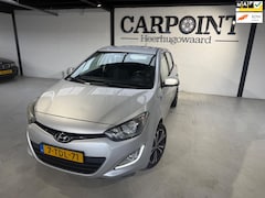 Hyundai i20 - 1.2i i-Motion 2014 LM Velgen Airco NAP Orig NL Apk Zuinige auto