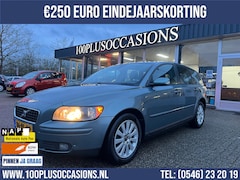 Volvo V50 - 2.4 Momentum | 5 Cyl | Youngtimer | zeer betrouwbaar | goed onderhouden