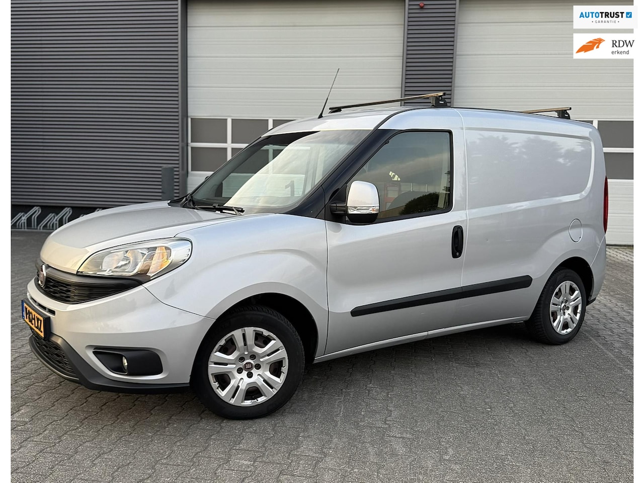 Fiat Doblò Cargo - 1.3 MJ L1H1 SX 1.3 MJ L1H1 SX - AutoWereld.nl