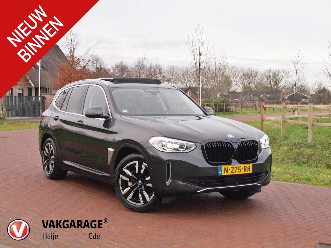 BMW iX3 - Executive 80 kWh | Panoramadak | Camera | Sfeerverlichting | Apple Carplay | - AutoWereld.nl