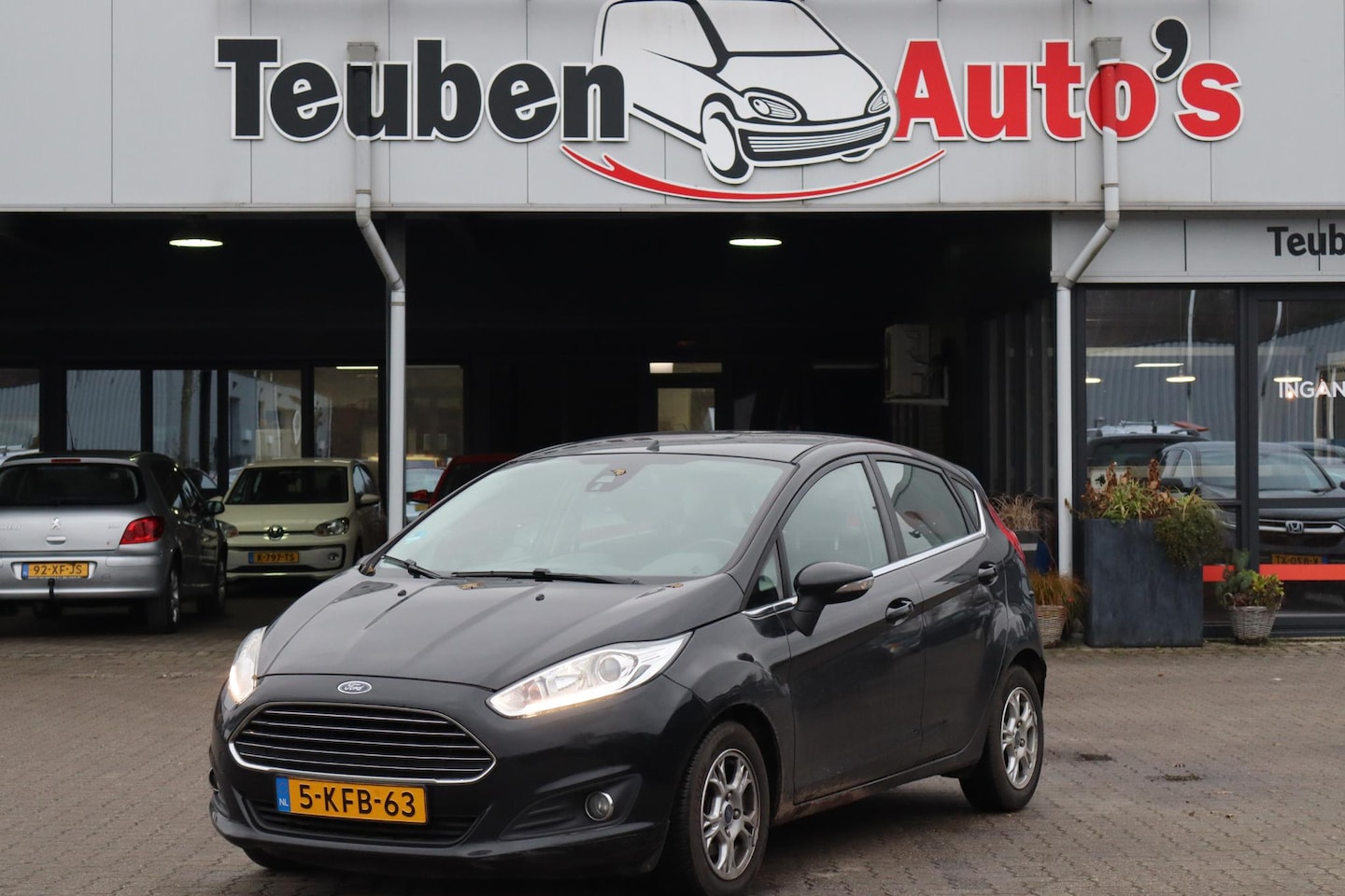Ford Fiesta - 1.6 TDCi Lease Titanium Navigatie, Climate control, Cruise control, Elektrische ramen - AutoWereld.nl