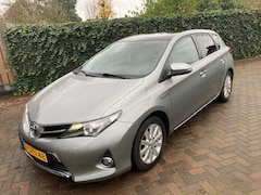 Toyota Auris - 1.8 Hybrid Lease
