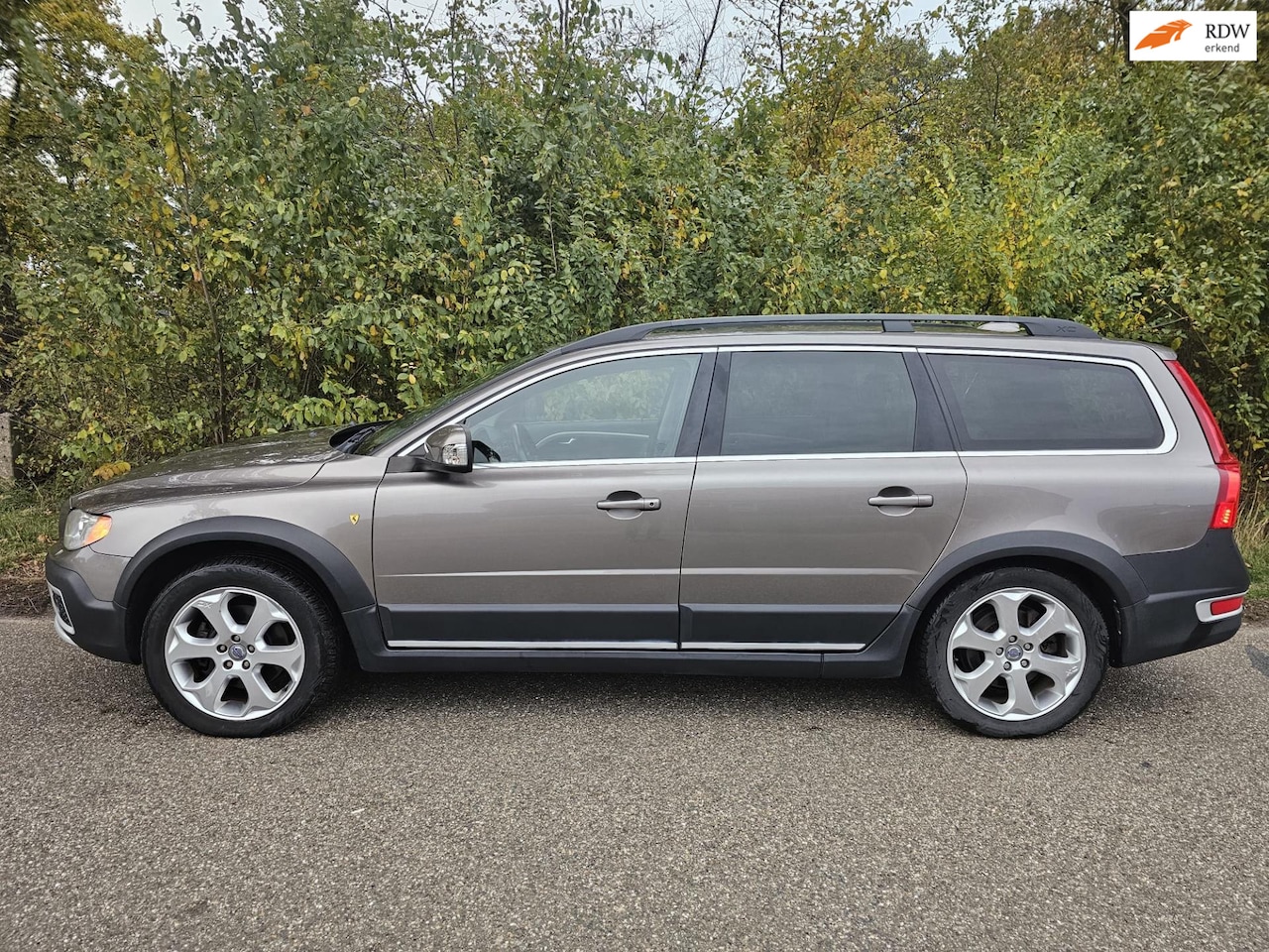 Volvo XC70 - 2.0 D3 FWD Summum 2.0 D3 FWD Summum - AutoWereld.nl