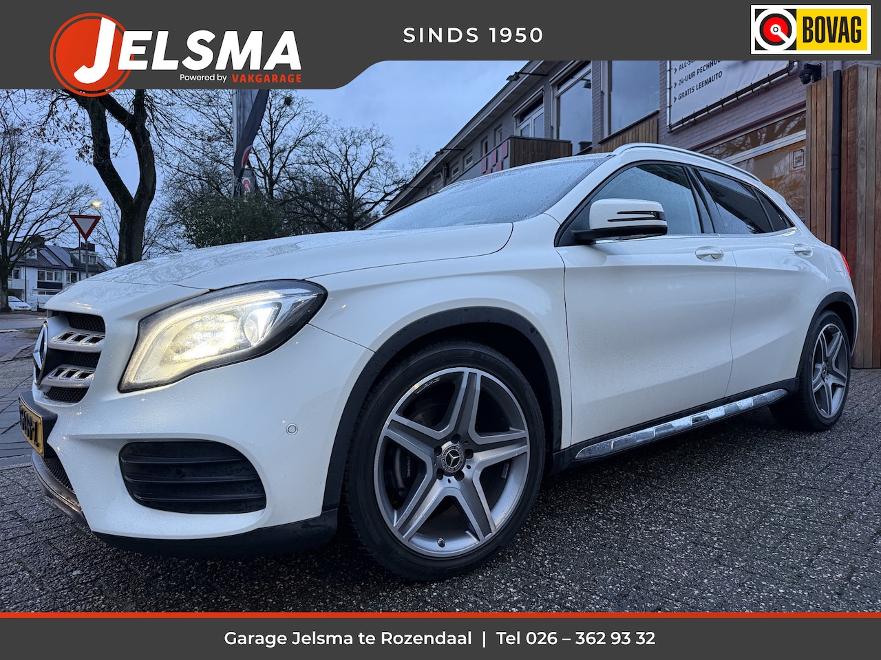 Mercedes-Benz GLA-Klasse - 180 Aut. Solution AMG, Trekhaak | Navi CarPlay | Camera - AutoWereld.nl