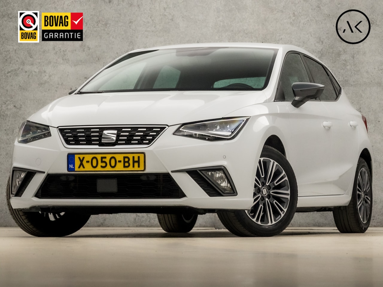 SEAT Ibiza - 1.0 TSI Xcellence Sport (APPLE CARPLAY, GROOT NAVI, CLIMATE, BEATS AUDIO, CAMERA, LEDER/AL - AutoWereld.nl