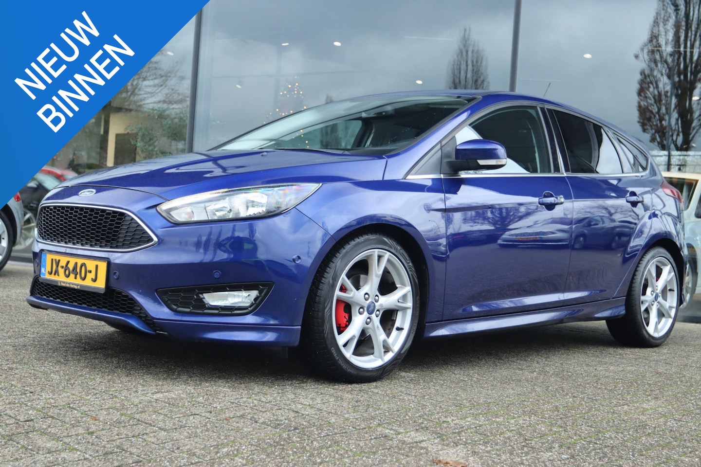 Ford Focus - 1.0 TITANIUM ST-LINE SPORT | NAVI | KEY-LESS | CAMERA | PDC - AutoWereld.nl
