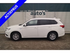 Mitsubishi Outlander - 2.4 PHEV Automaat Pure -ECC-PDC-TREKHAAK
