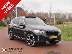 BMW iX3 - Executive 80 kWh | Panoramadak | Camera | Apple Carplay | Sfeerverlichting |