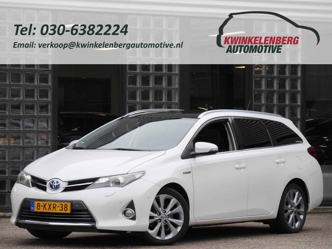 Toyota Auris Touring Sports - HYBRID LEASE PRO/ PANORAMADAK/ PDC V+A/ KEYLESS - AutoWereld.nl