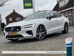 Volvo S60 - 2.0 T8 AWD Polestar Engineered / Panoramadak / Keyless / Head-up / Bowers&Wilkens / 360*Ca