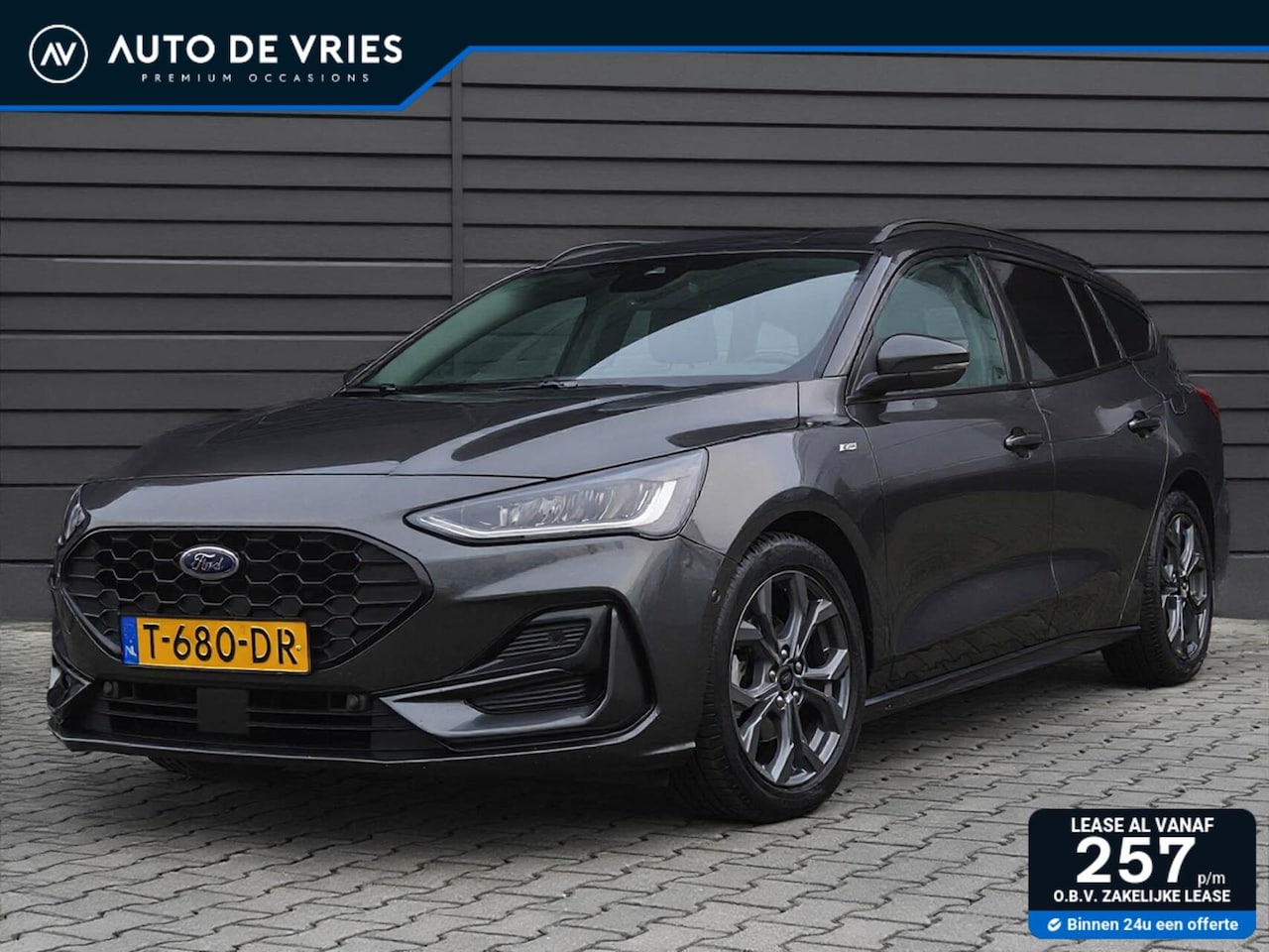 Ford Focus Wagon - 1.0 EcoBoost Hybrid 125pk ST Line | Navigatie | Winterpakket | Trekhaak - AutoWereld.nl