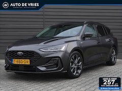 Ford Focus Wagon - 1.0 EcoBoost Hybrid 125pk ST Line | Navigatie | Winterpakket | Trekhaak