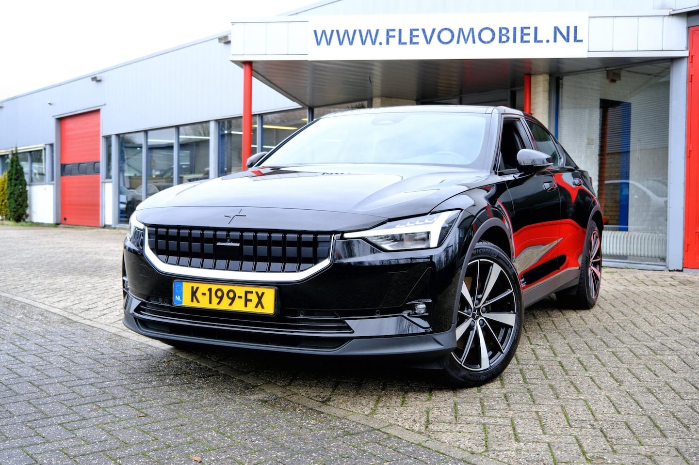 Polestar 2 - Long Range Dual Motor AWD Launch Edition 78kWh Aut. Pano|1e Eig|Navi|360Cam|BLIS| - AutoWereld.nl