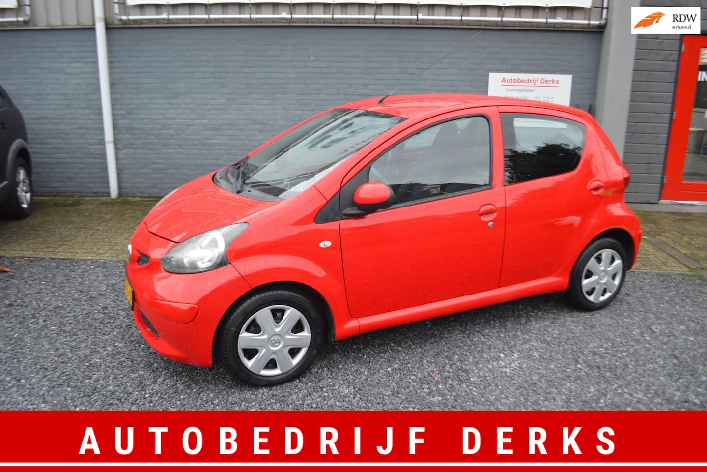 Toyota Aygo - 1.0-12V Airco 5Drs Stuurbekrachtiging Jaar Garantie - AutoWereld.nl