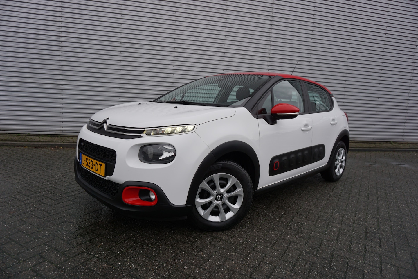Citroën C3 - 1.2 PureTech Feel Navi / Cruise contole / Climate / Led - AutoWereld.nl