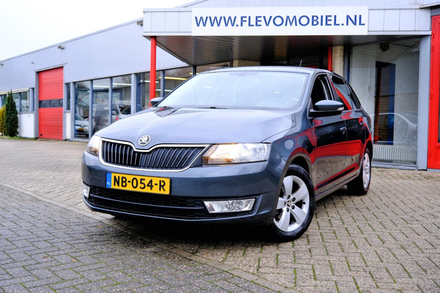 Skoda Rapid Spaceback - 1.2 TSI Greentech JOY Aut. Navi|Clima|LMV|Stoelverw - AutoWereld.nl
