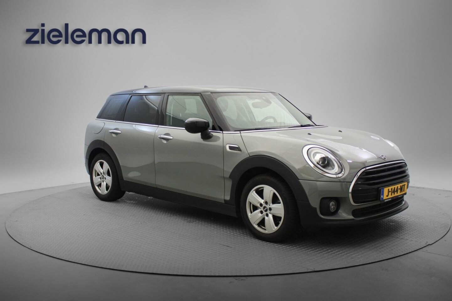 MINI Cooper - 1.5 Clubman Pepper Automaat - Navi, Cruise, Clima, Xenon - AutoWereld.nl