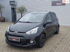 Hyundai i10 - 1.0i Comfort airco, pcd achter, bluetooth telefoon, enz