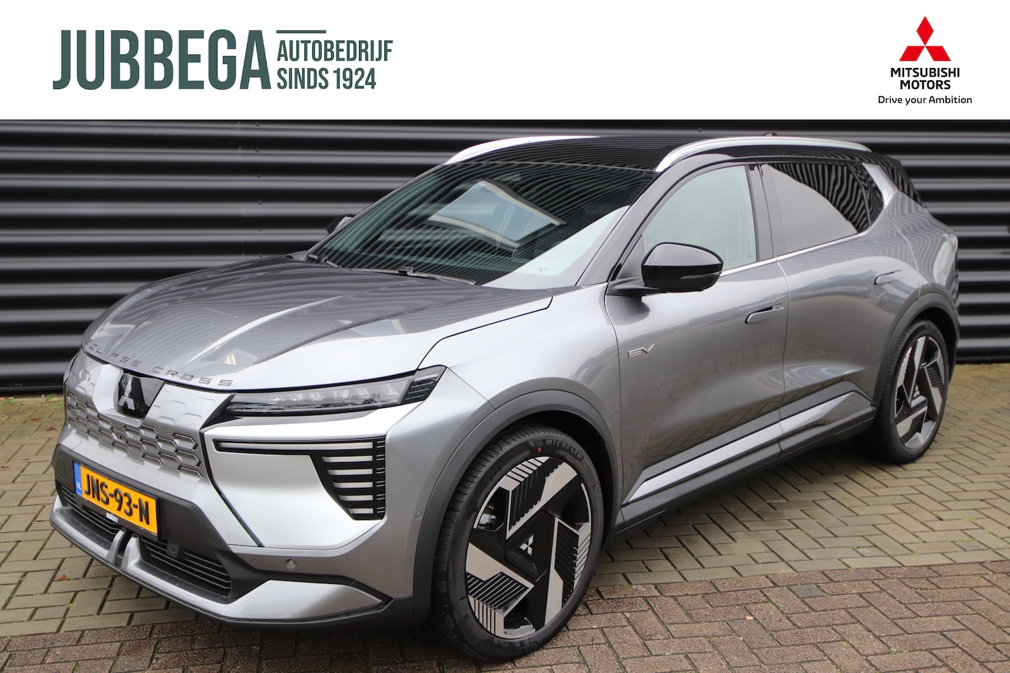 Mitsubishi Eclipse Cross - Instyle 87 kWh Zwart dak. Long range, Harman Kardon, 22kW AC Charger - AutoWereld.nl