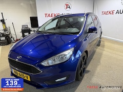 Ford Focus Wagon - 1.0 Trend Automaat/Clima/Cruise/Leder/Nap
