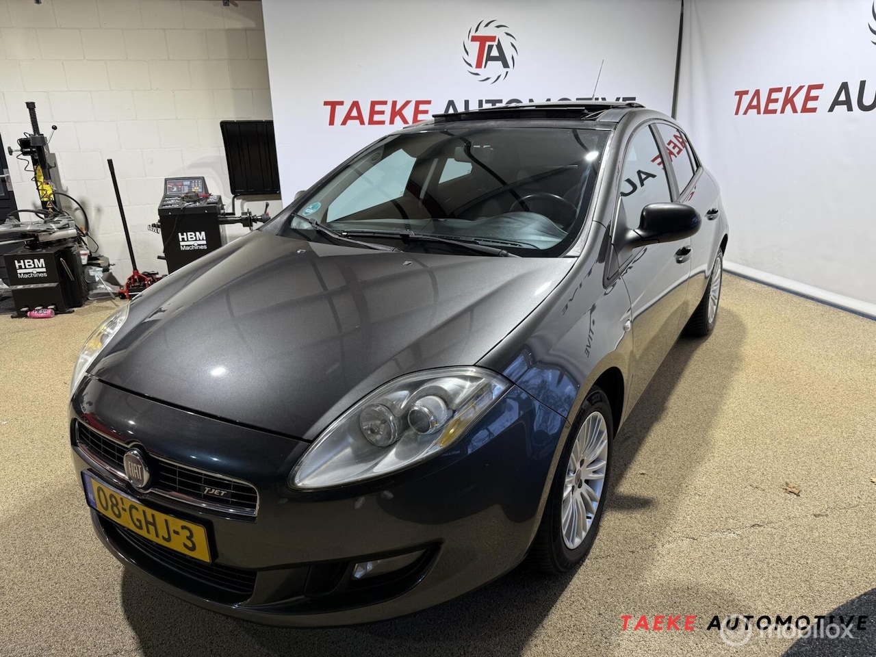 Fiat Bravo - 1.4 T-Jet Corporate Clima/Cruise/Pano/Nap - AutoWereld.nl
