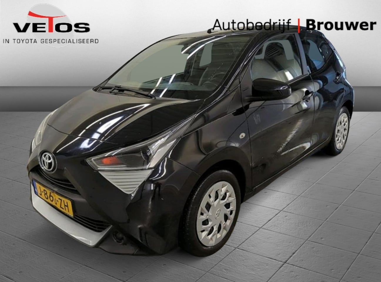 Toyota Aygo - 1.0 VVT-i x-play 5 drs. Airco/Camera - AutoWereld.nl