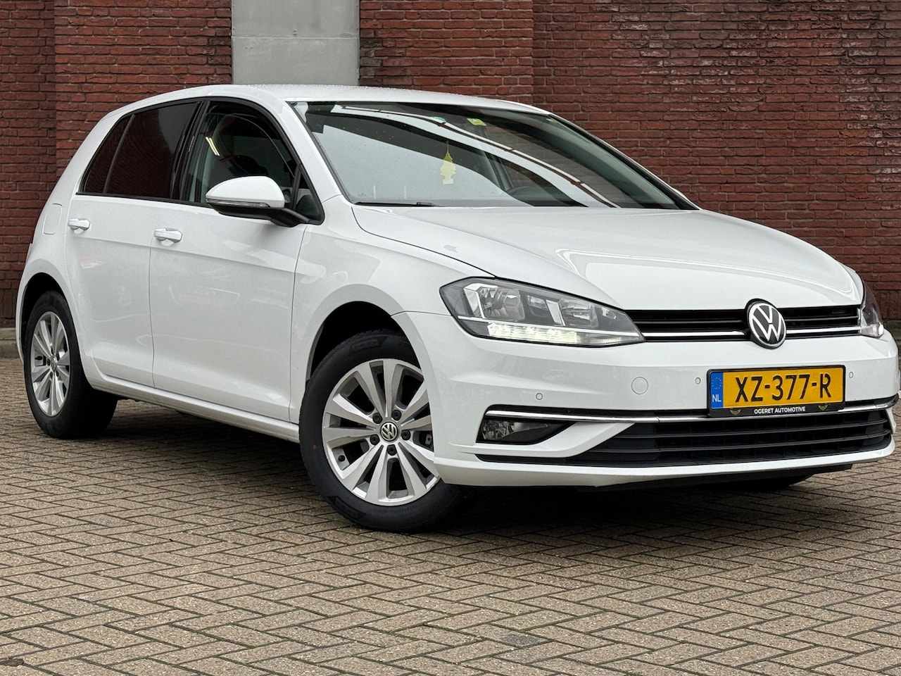 Volkswagen Golf - 1.0 TSI|AUTOMAAT|VIRTUAL-COCKPIT|ACC|STOELMASSAGE| - AutoWereld.nl