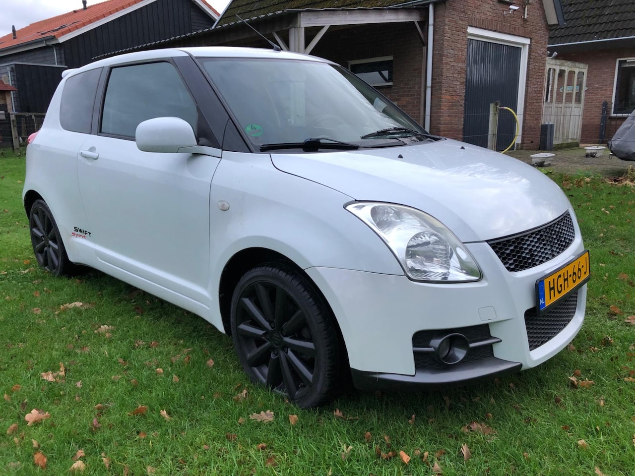 Suzuki Swift - 1.6 Sport 1.6 Sport (lees tekst s.v.p.) - AutoWereld.nl