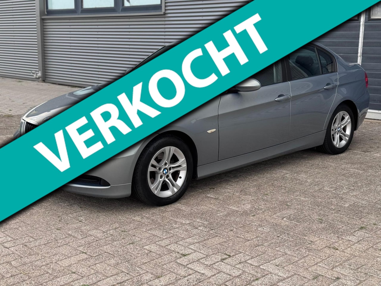 BMW 3-serie - 318i Business Line NWE APK - LED - AIRCO - LM VELGEN!! - AutoWereld.nl