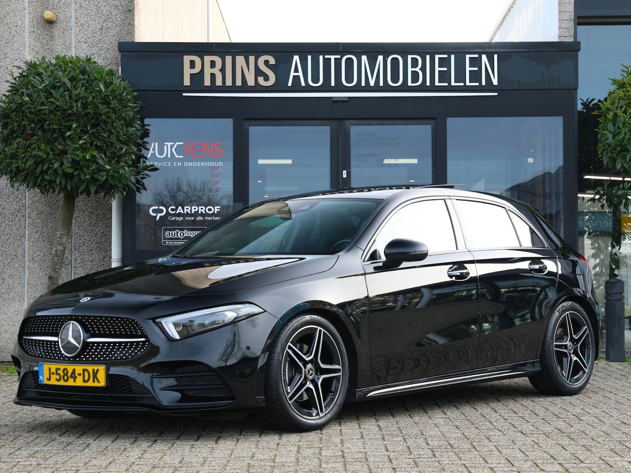 Mercedes-Benz A-klasse - 180 AMG|Pano|Sfeer|Memory|Keyless|Multibeam - AutoWereld.nl