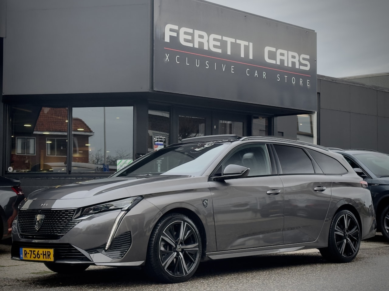 Peugeot 308 SW - 1.2 AUT8 GT-PACK SL.37D.KM! PANODAK LEDER NAVI CAMERA DIGI-DASH APPLE-CARPLAY LED LMV PDC - AutoWereld.nl