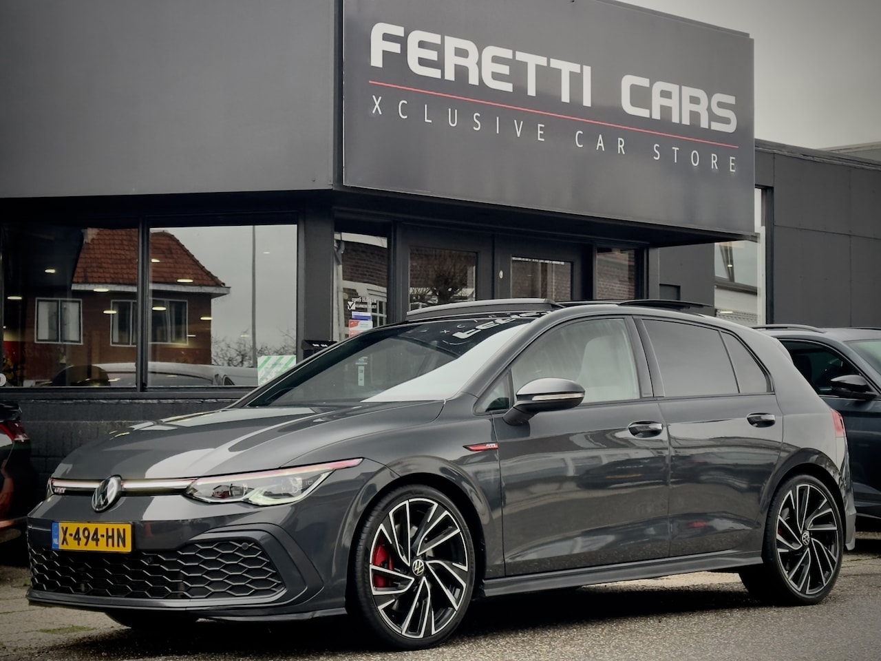 Volkswagen Golf - 2.0 TSi GTI 245PK PANODAK NAVI APPLE-CARPLAY LED 19 INCH-LMV PDC - AutoWereld.nl