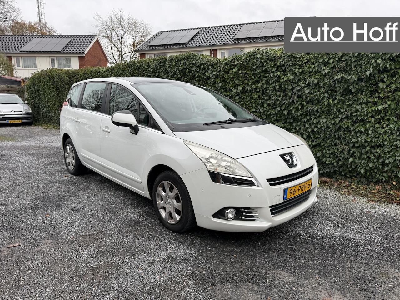 Peugeot 5008 - 1.6 HDiF ST 5p. | Navi | Autom. Airco | Cruise Control | PDC | Trekhaak | Privacy Glass | - AutoWereld.nl