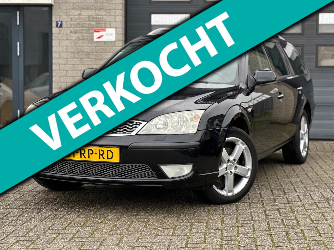 Ford Mondeo Wagon - 1.8-16V Platinum / Voorruit verwarming / Stoelverwarming / Clima / Navi / PDC / 2De Eigena - AutoWereld.nl