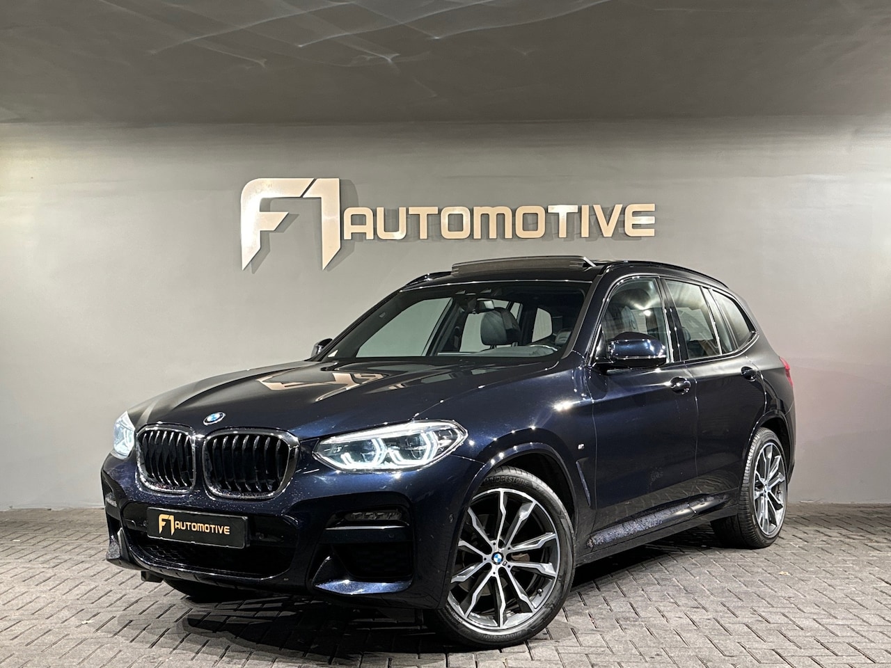 BMW X3 - SDrive20i M Sport Pano|Leer|Sfeer|Trekhaak|NL Auto - AutoWereld.nl