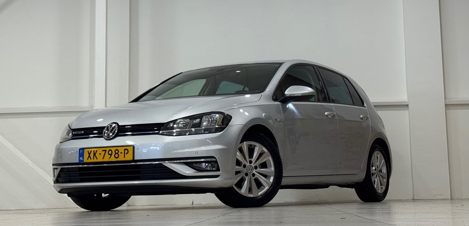 Volkswagen Golf - 1.5 TSI Comfortline Business Navi Clima Massage Camera Mooi! - AutoWereld.nl