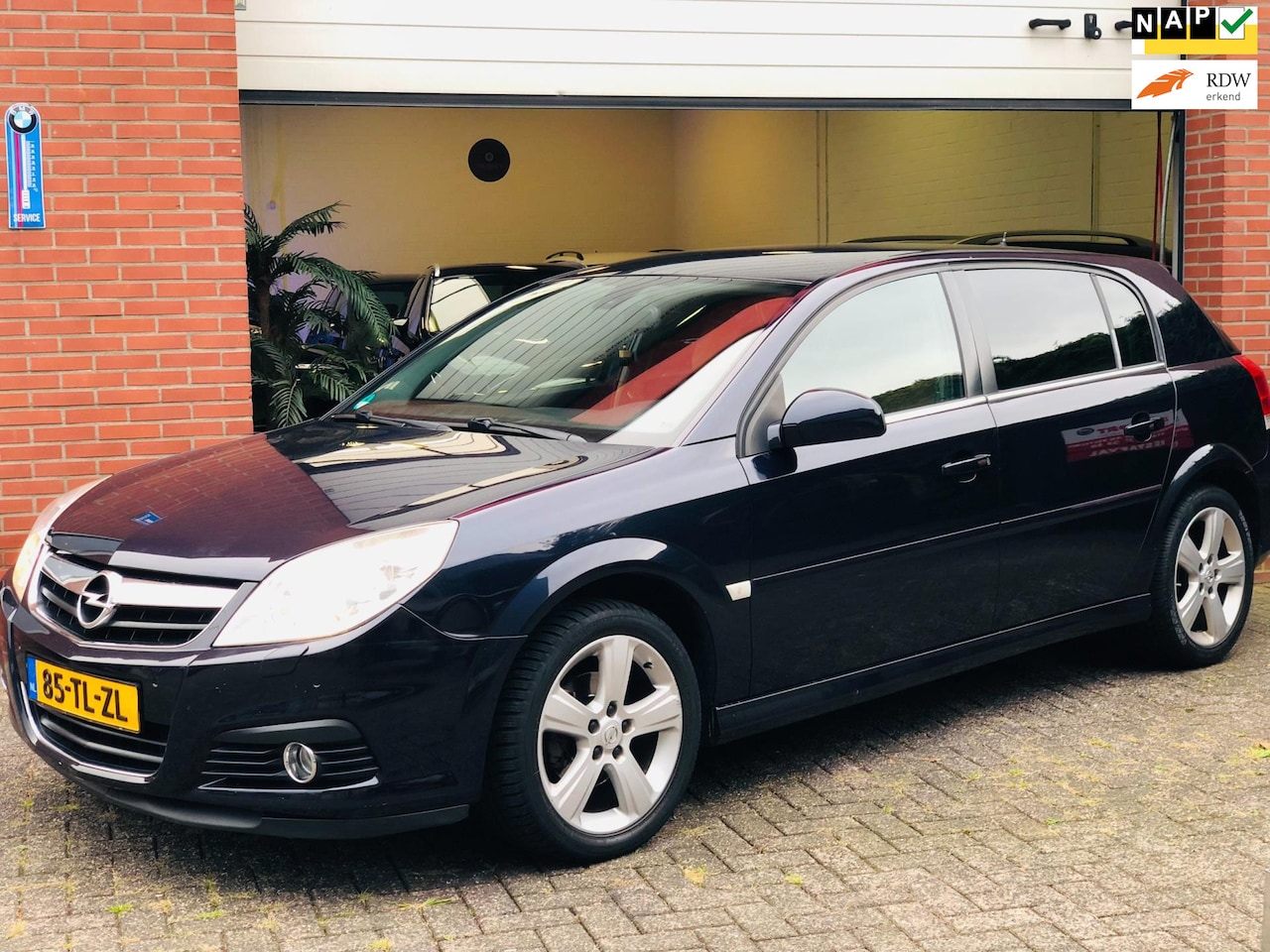 Opel Signum - 2.2-16V Sport/ VOL LEER CRUISE/APK - AutoWereld.nl