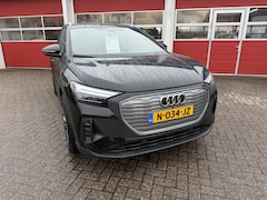 Audi Q4 e-tron - 35 Launch edition 55 kWh | 170 PK | 92.639km |