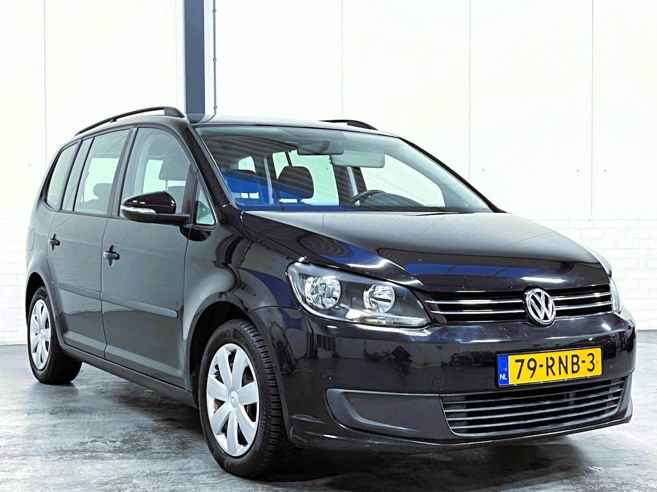 Volkswagen Touran - 1.6 TDI BlueMotion7p. Dealer O.H.|Trekhaak - AutoWereld.nl