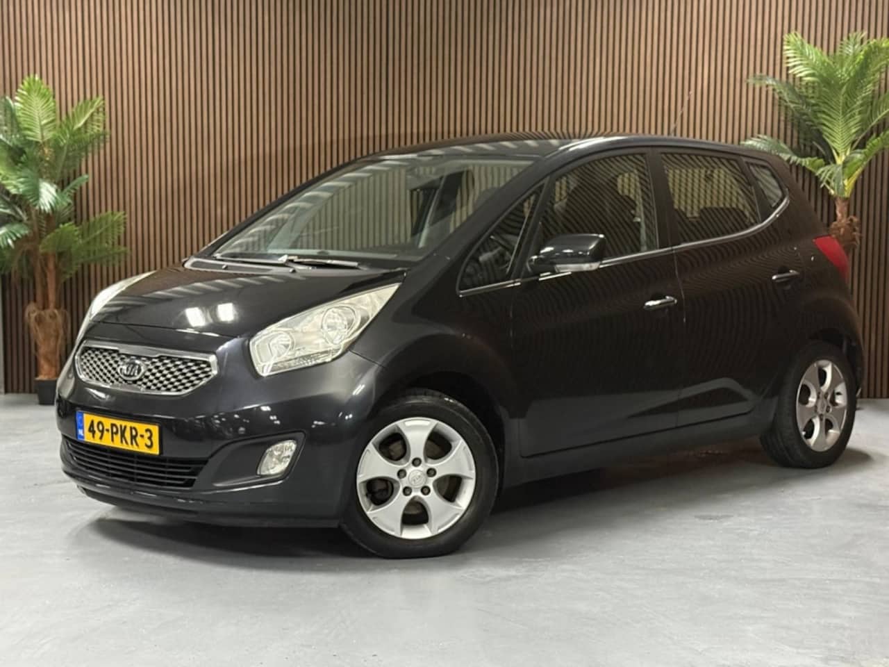 Kia Venga - 1.4 CVVT X-ecutive 1.4 CVVT X-ecutive - AutoWereld.nl