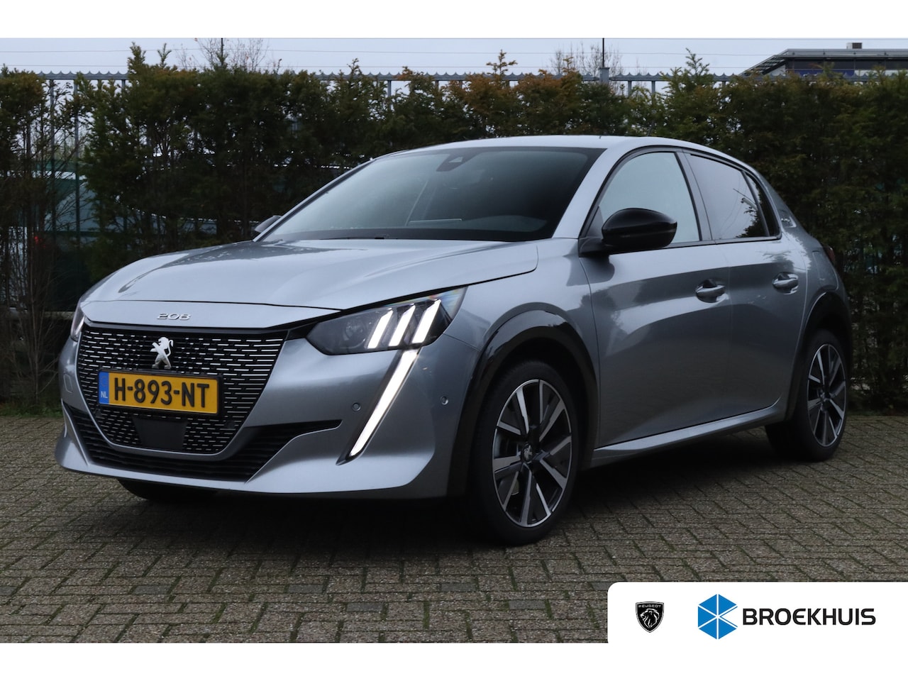 Peugeot 208 - 1.2 PureTech GT-Line | Trekhaak | Adapt. Cruise | BLIS | Carplay | Navigatie | - AutoWereld.nl